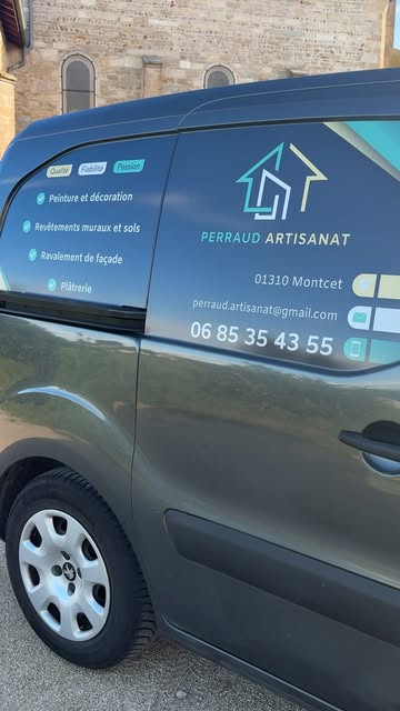 L'utilitaire floqué Perraud Artisanat